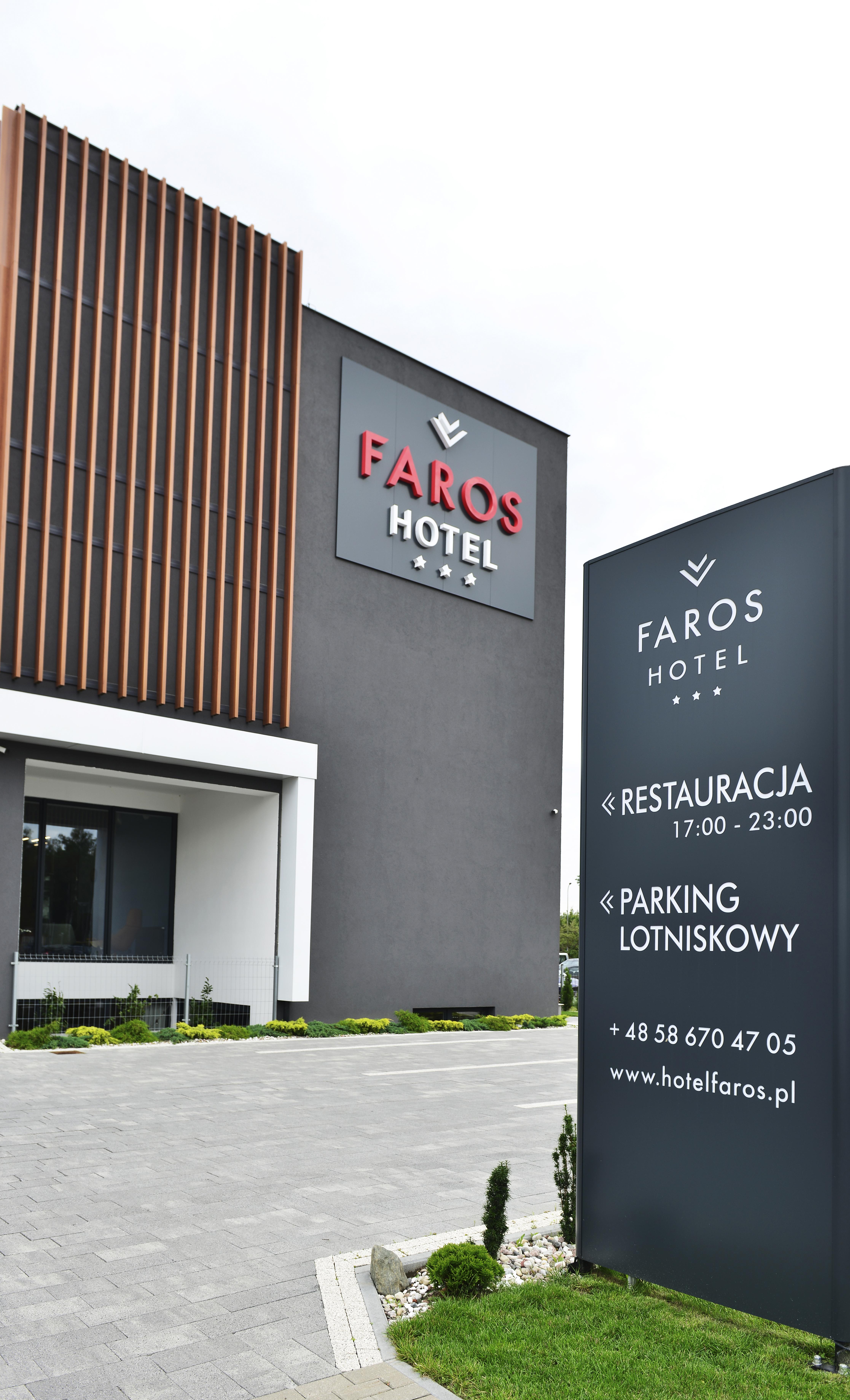 Hotel Faros Gdansk Airport Екстер'єр фото